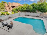 More Details about MLS # 2642952 : 945 VEGAS VALLEY DRIVE