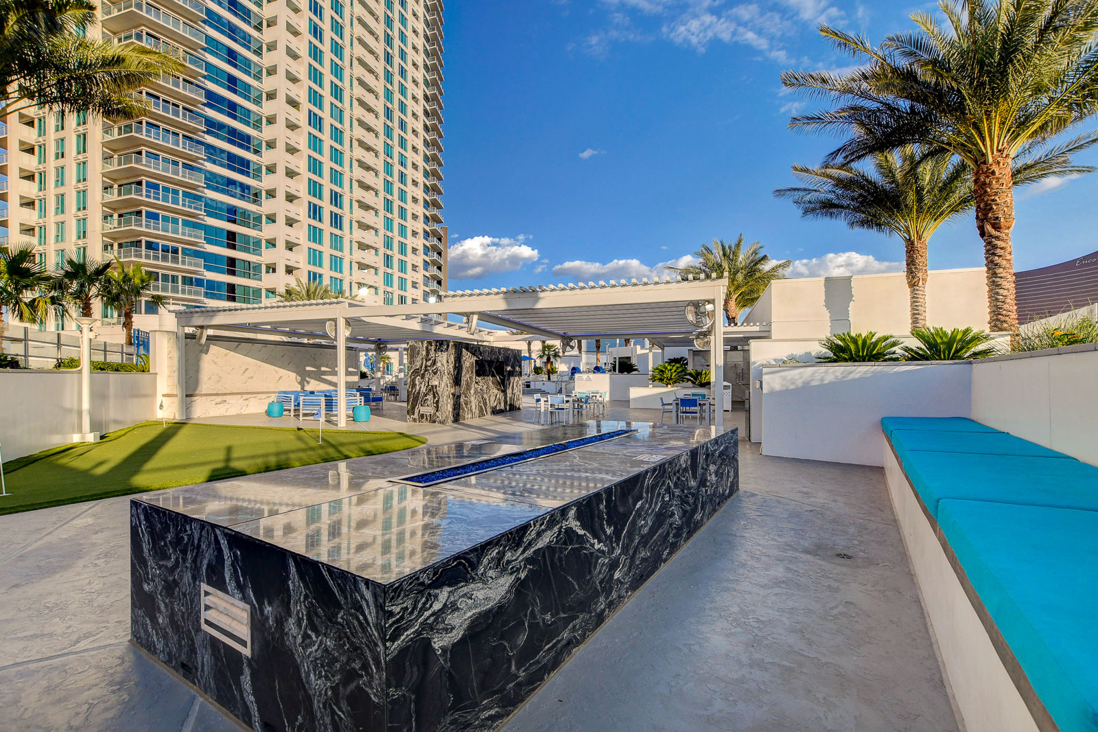 2700 S Las Vegas #809- 60