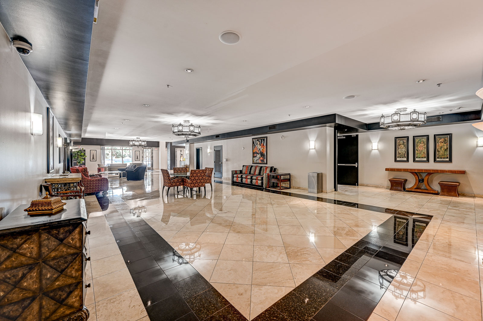 360 E Desert Inn Rd 15