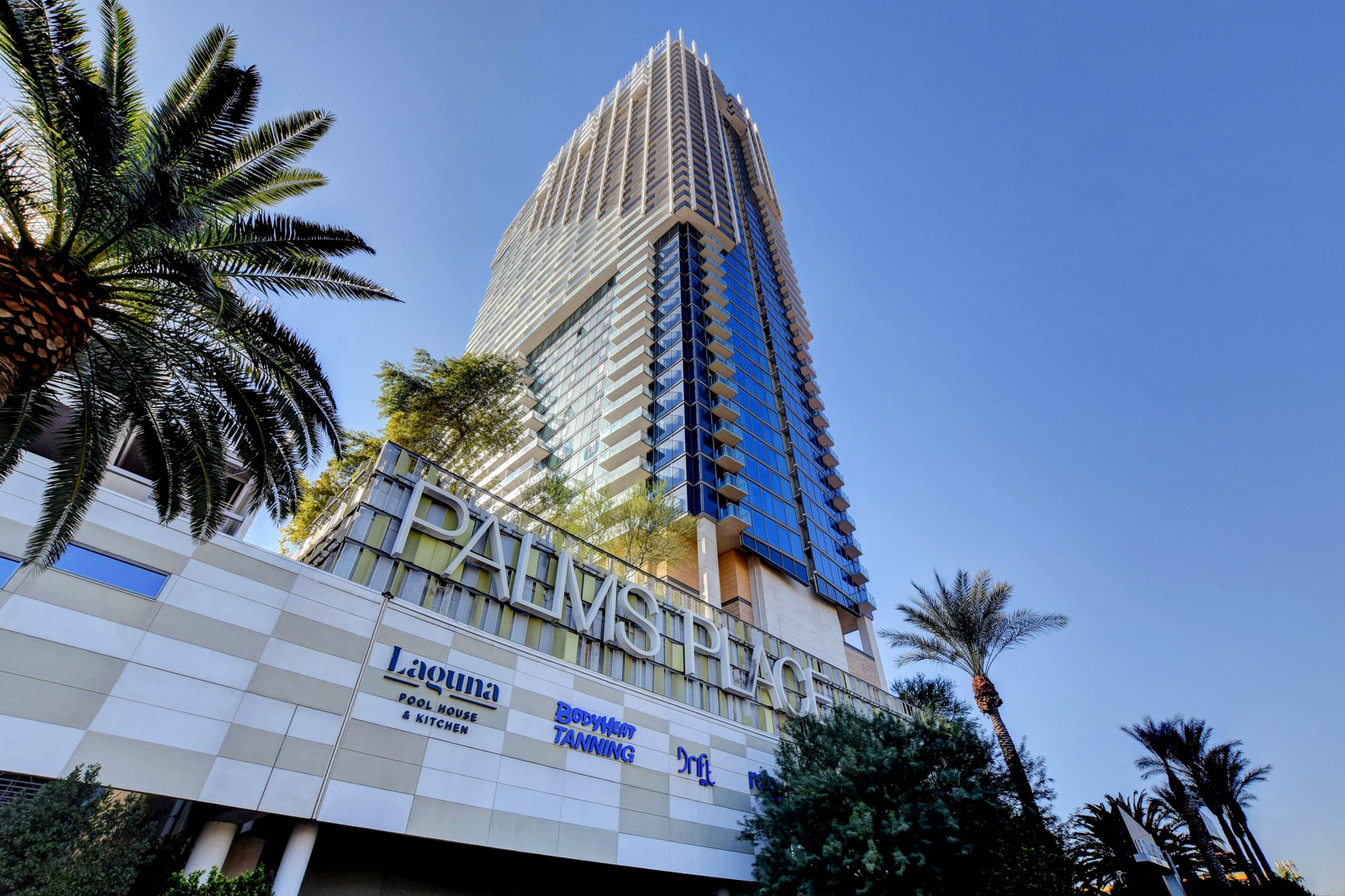 Palms Place