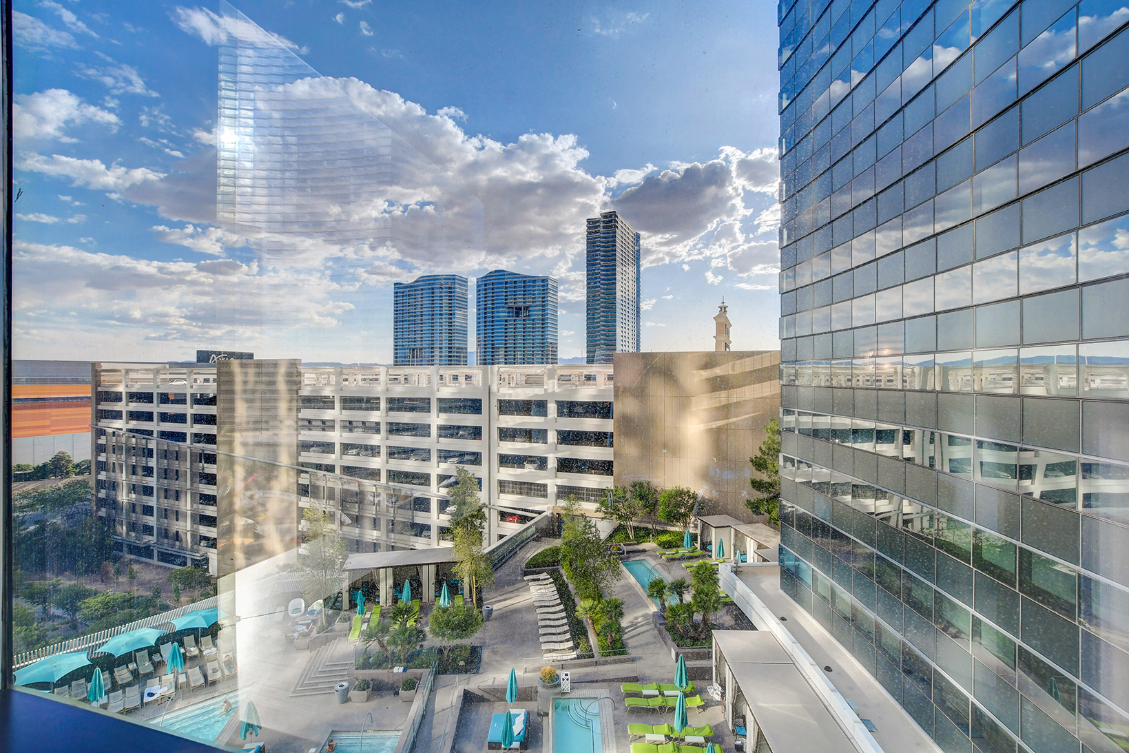 Vdara03